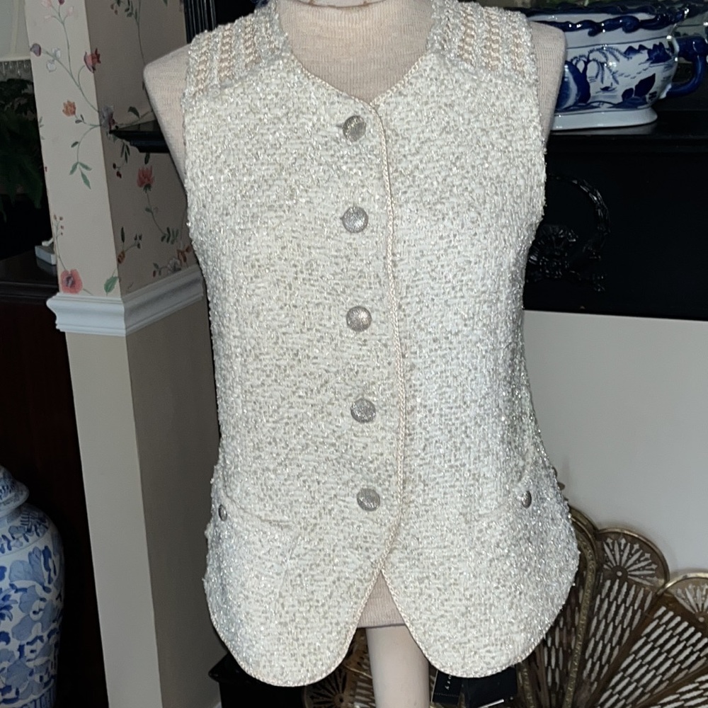 Theory vest